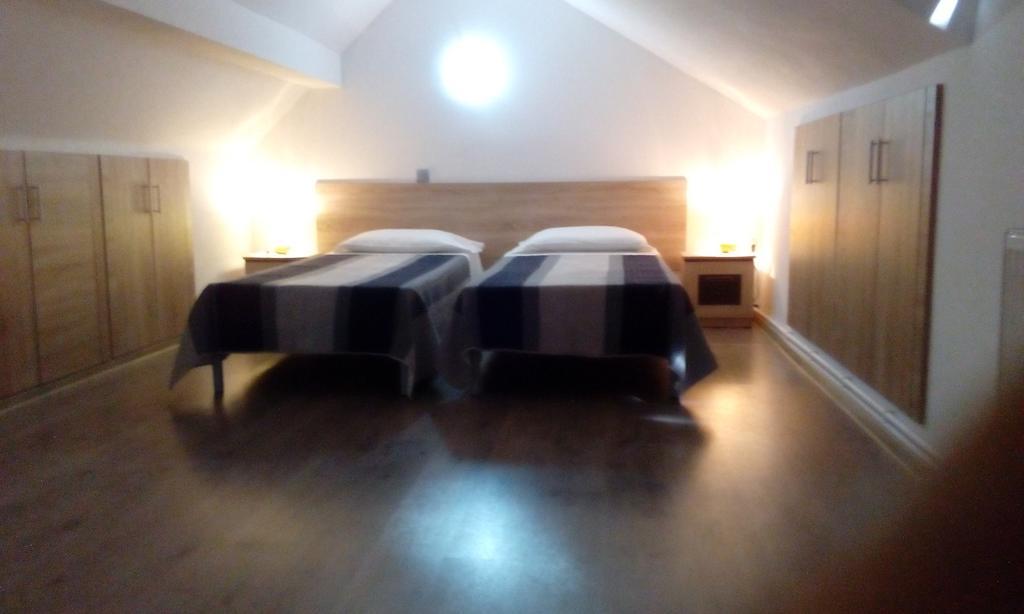 Casa Pescar Appartement Cluj-Napoca Buitenkant foto