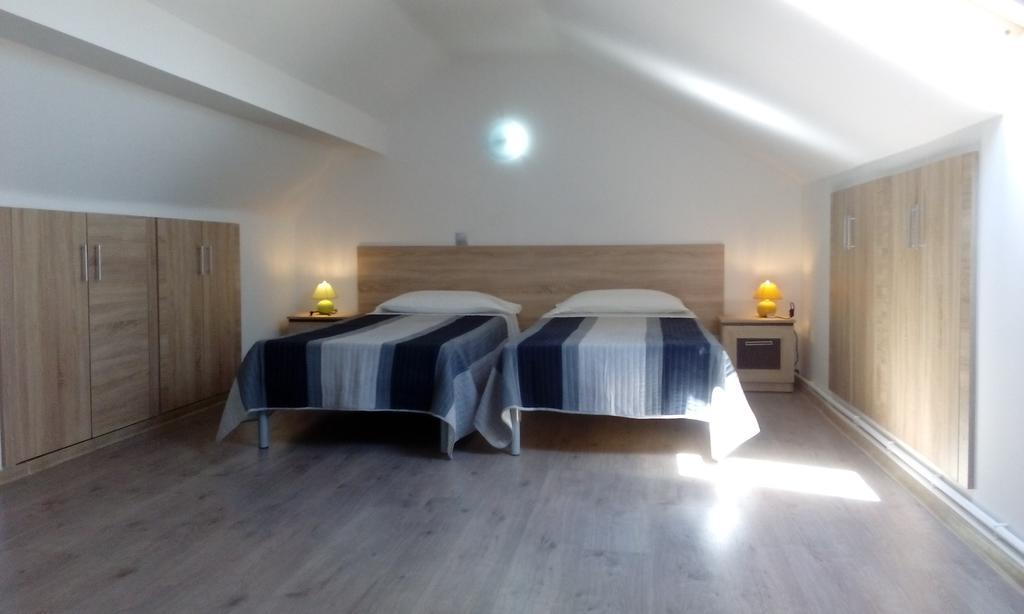 Casa Pescar Appartement Cluj-Napoca Buitenkant foto